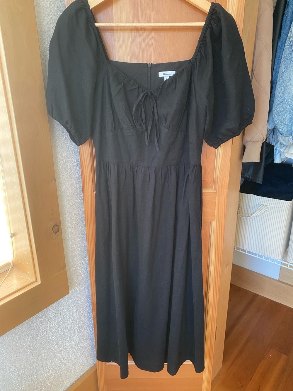 Black Puff Sleeve Midi Dress